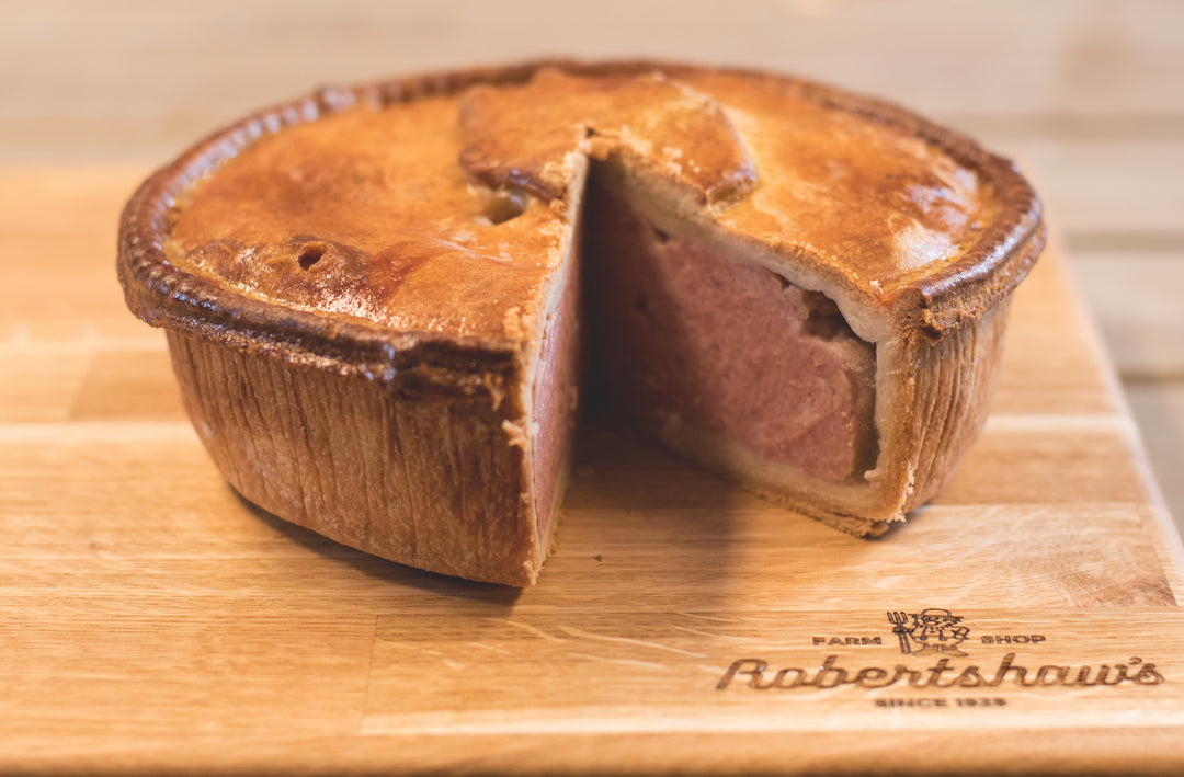 Bonfire Award Winning Large Stand Pie