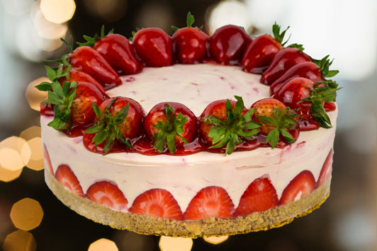 Eton Mess Cheesecake Serves 6